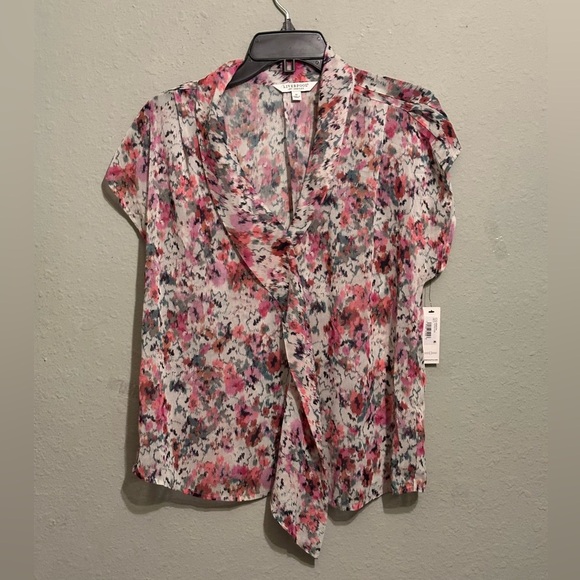 NWT Liverpool Flutter Sleeve Blouse - Picture 5 of 10